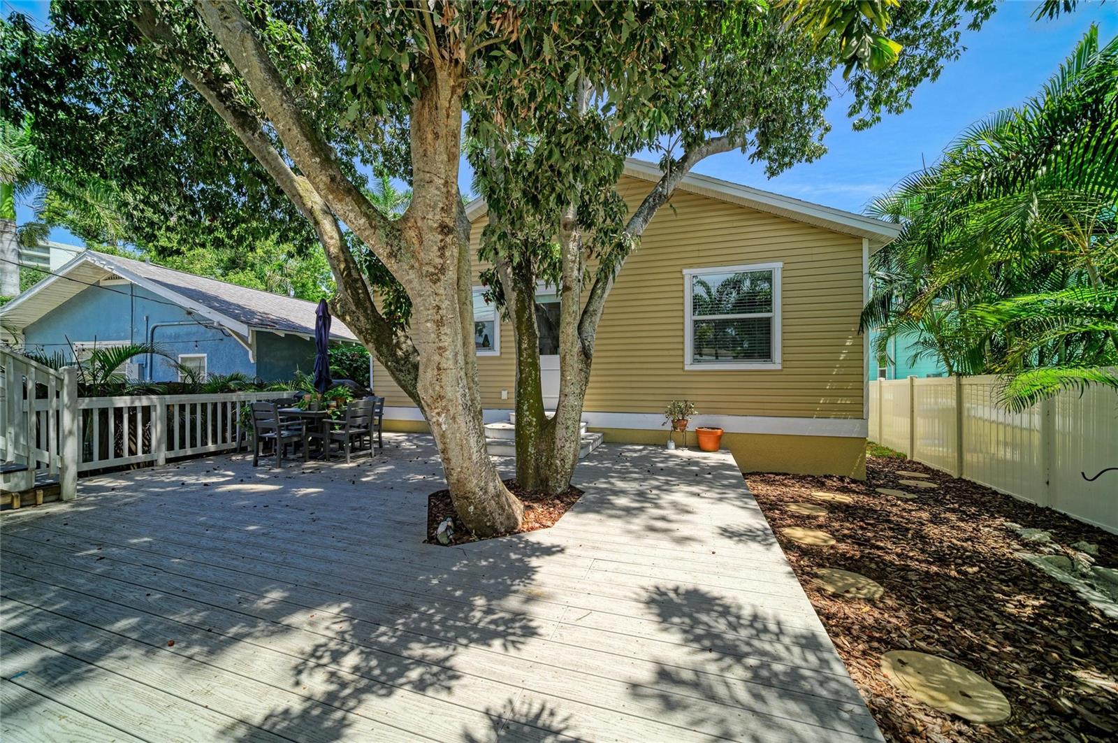 632 Virginia Dr Property Photo 36