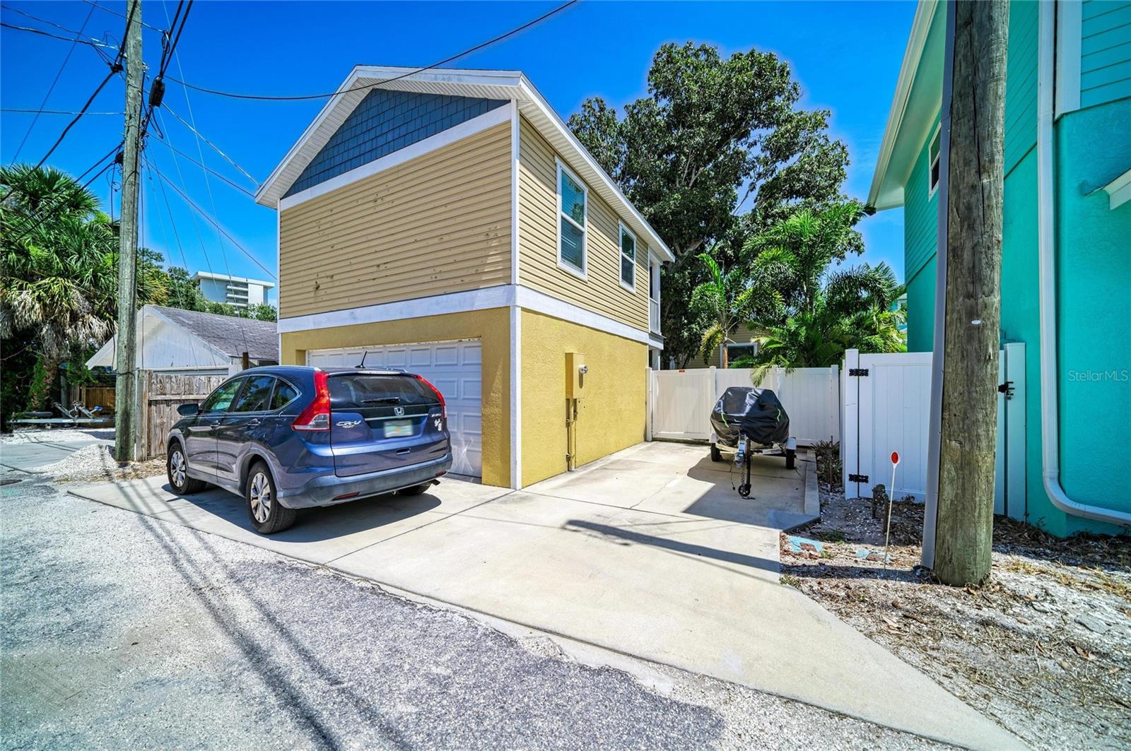 632 Virginia Dr Property Photo 46