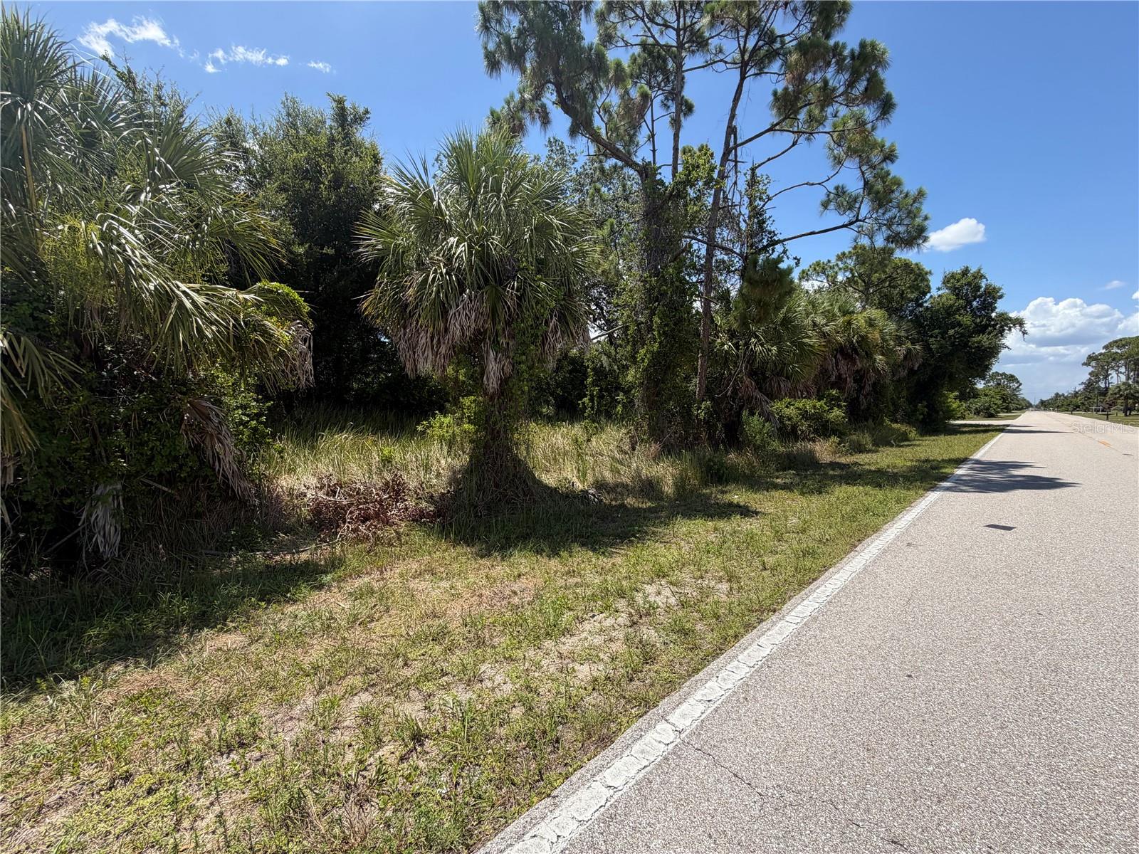 17224 Cliff Ave Property Photo 2