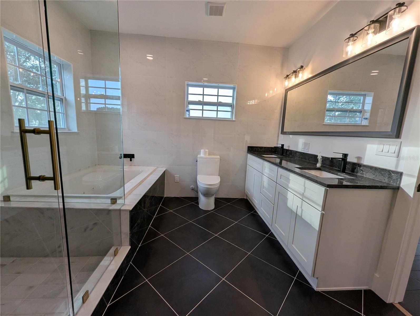 974 Pinelli St Property Photo 37