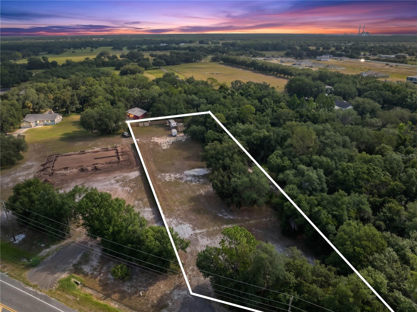 15580 County Road 675 Property Photo 1