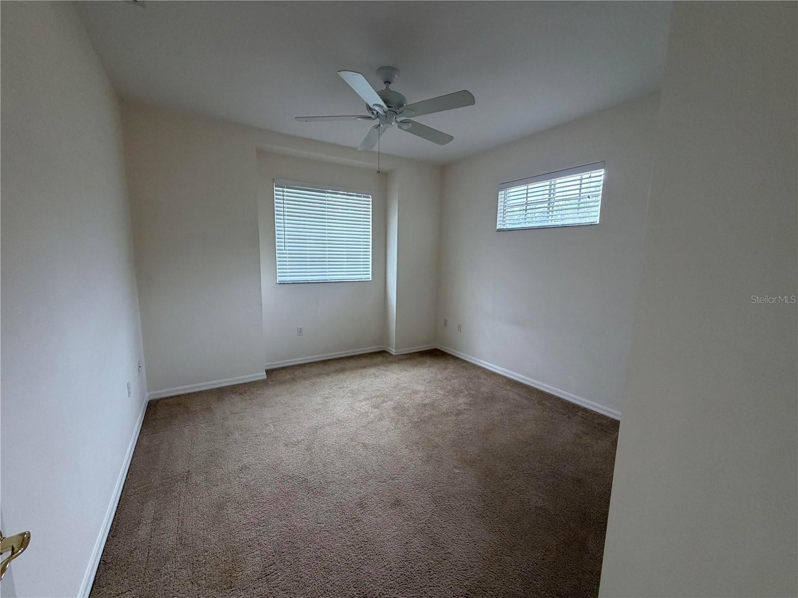 412 W 28th St #0 Property Photo 10