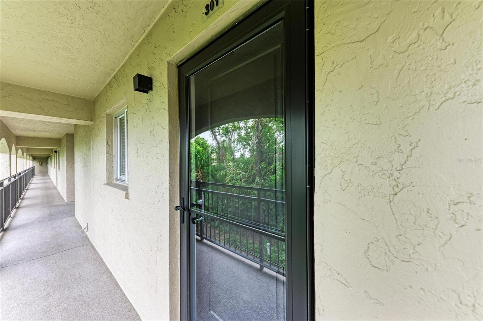 6470 Hollywood Blvd #307 Property Photo 8