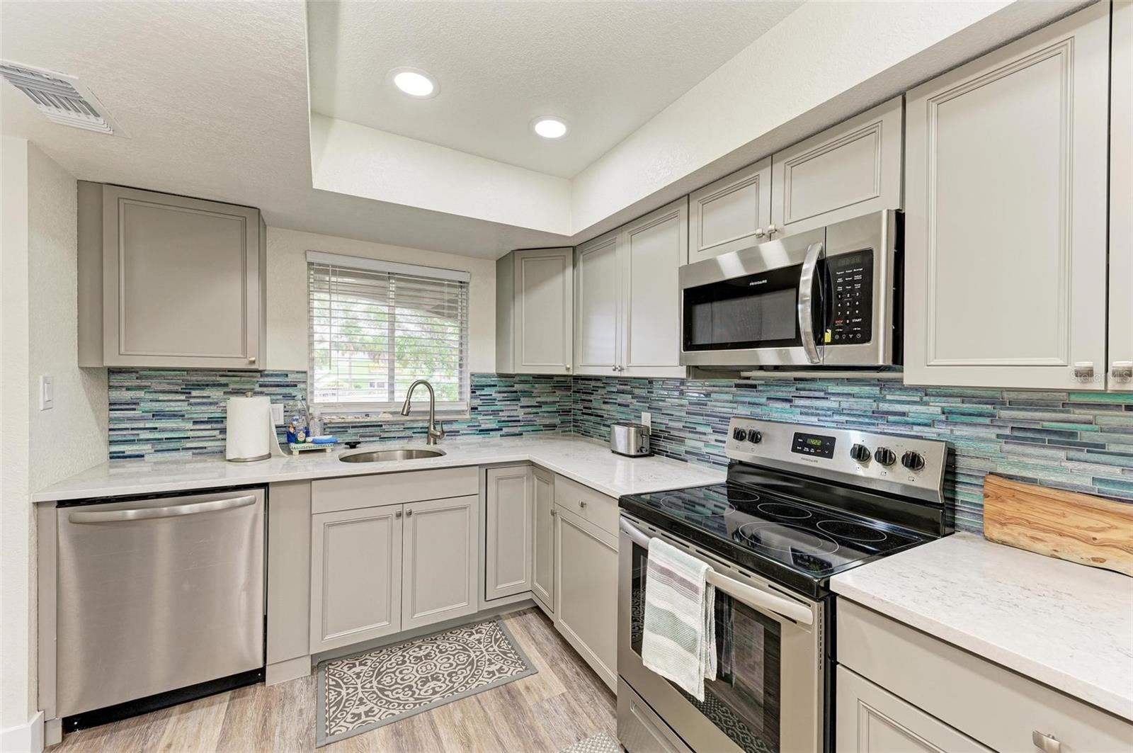 6470 Hollywood Blvd #307 Property Photo 12
