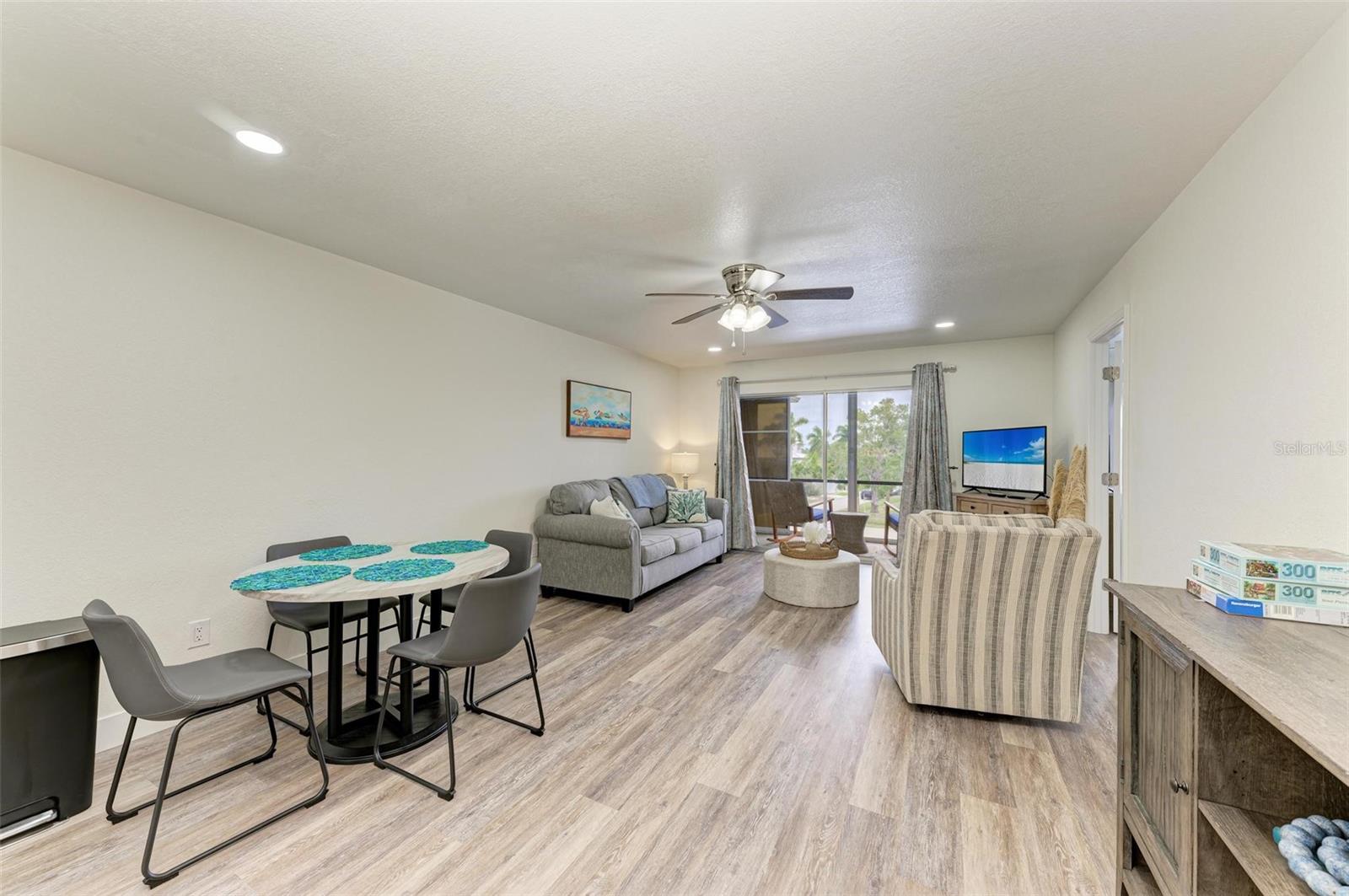 6470 Hollywood Blvd #307 Property Photo 16