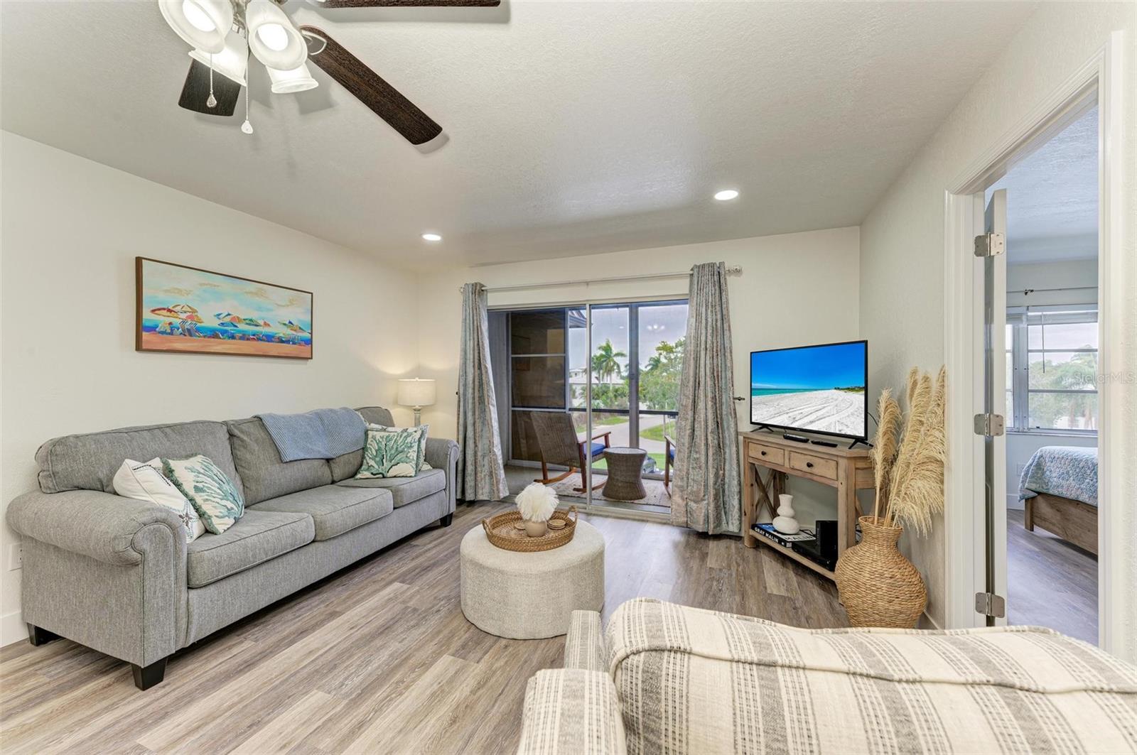 6470 Hollywood Blvd #307 Property Photo 19