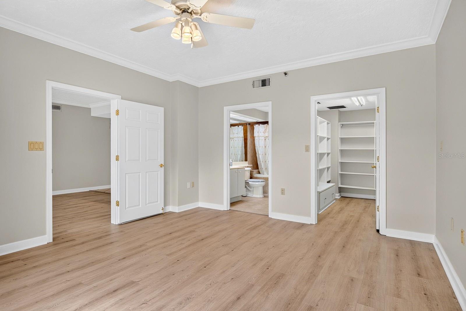 3731 Sarasota Square Blvd #205d Property Photo 31