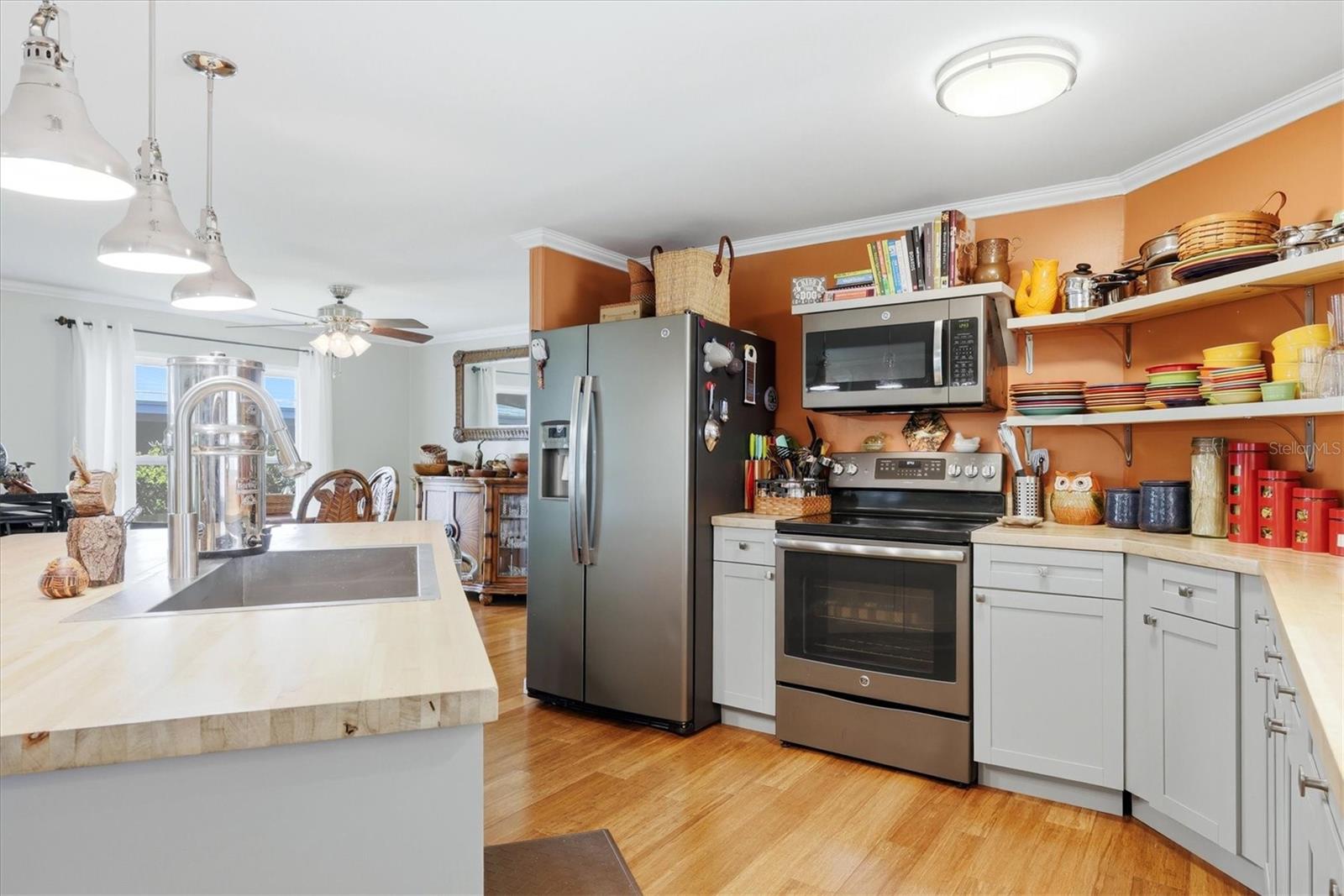4619 15th Street Ct E Property Photo 8