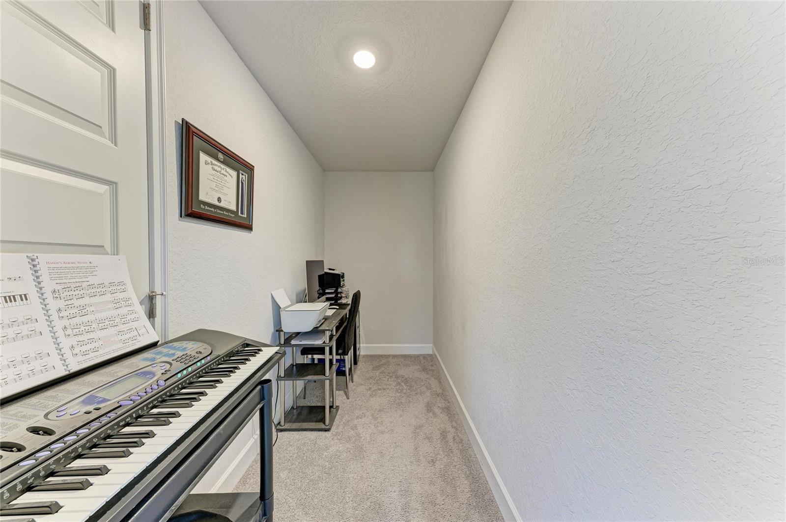 9507 43rd Ct E Property Photo 34