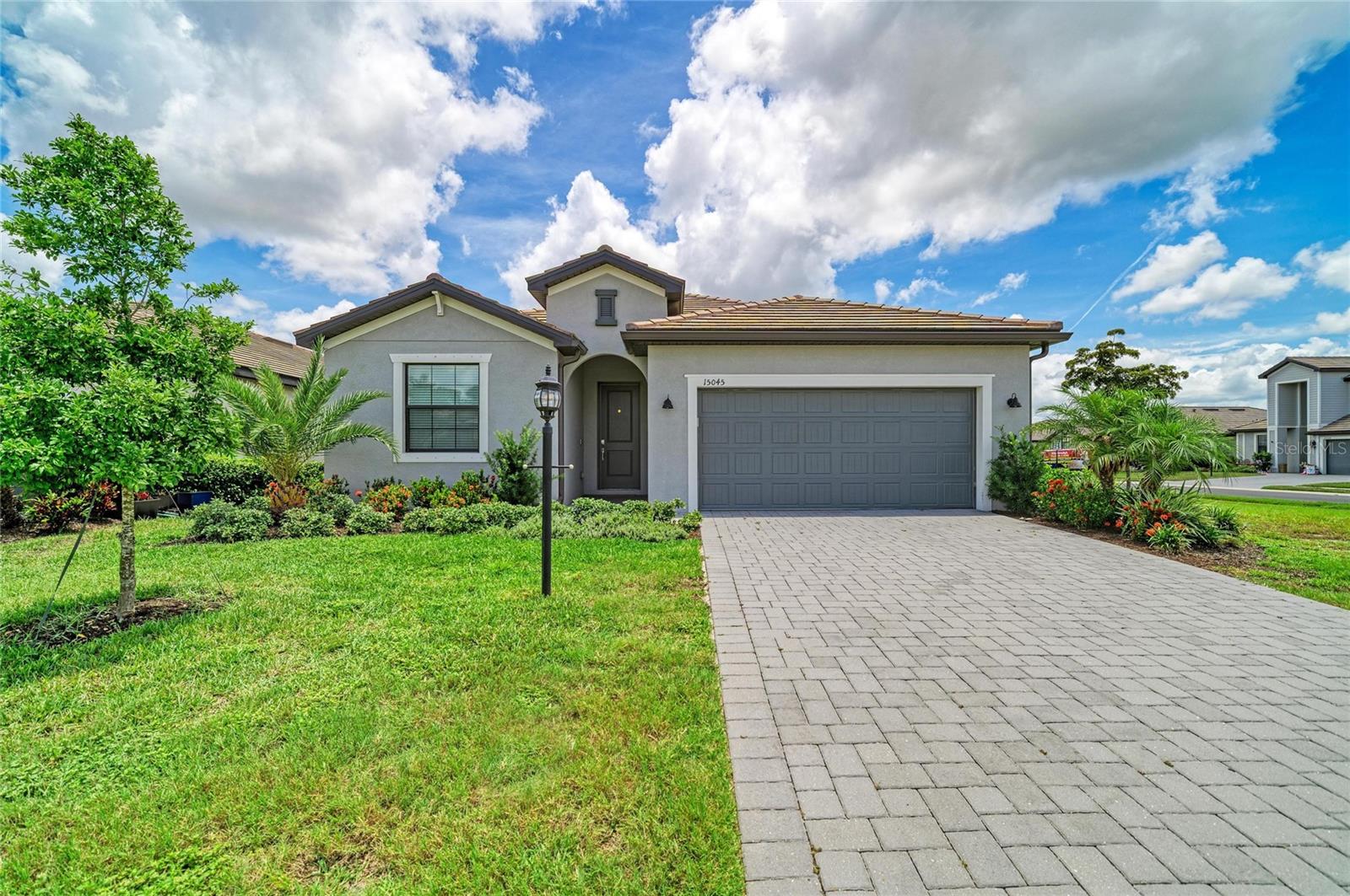 15045 SERENE SHORES LOOP Property Photo 1