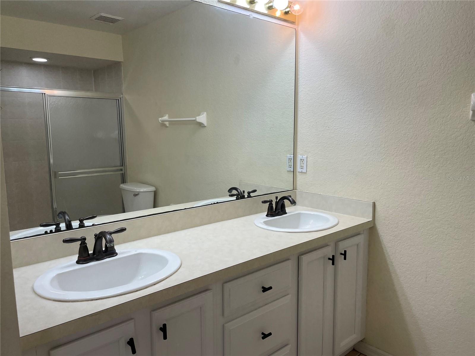 4060 Calatrava Ave Property Photo 10