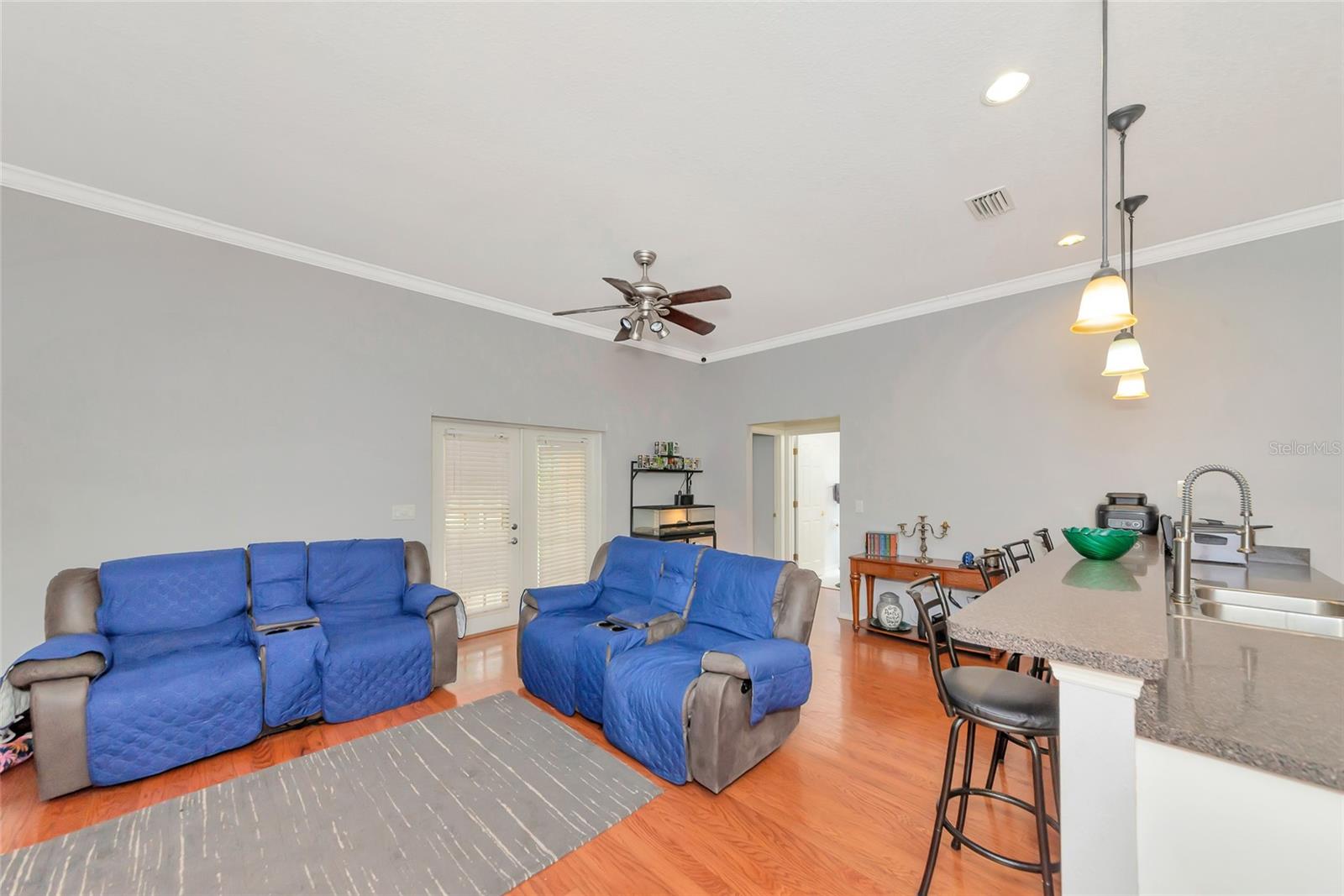 11851 69th St E Property Photo 5