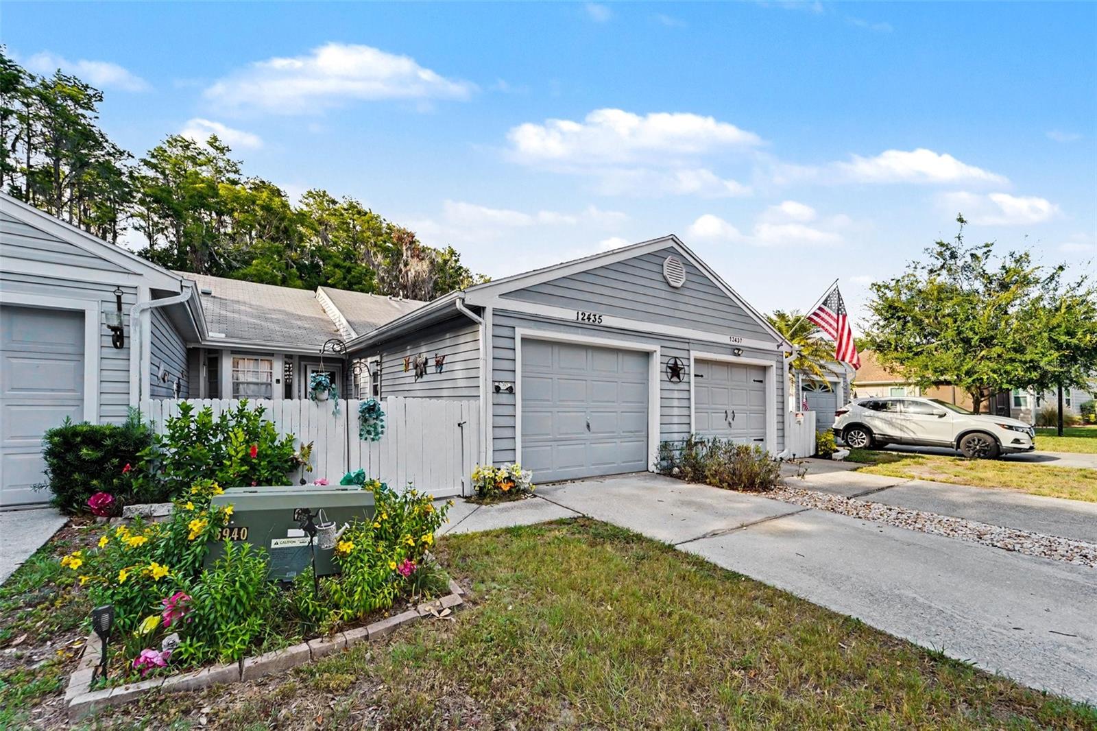 12435 Knollbrook Ln Property Photo 2