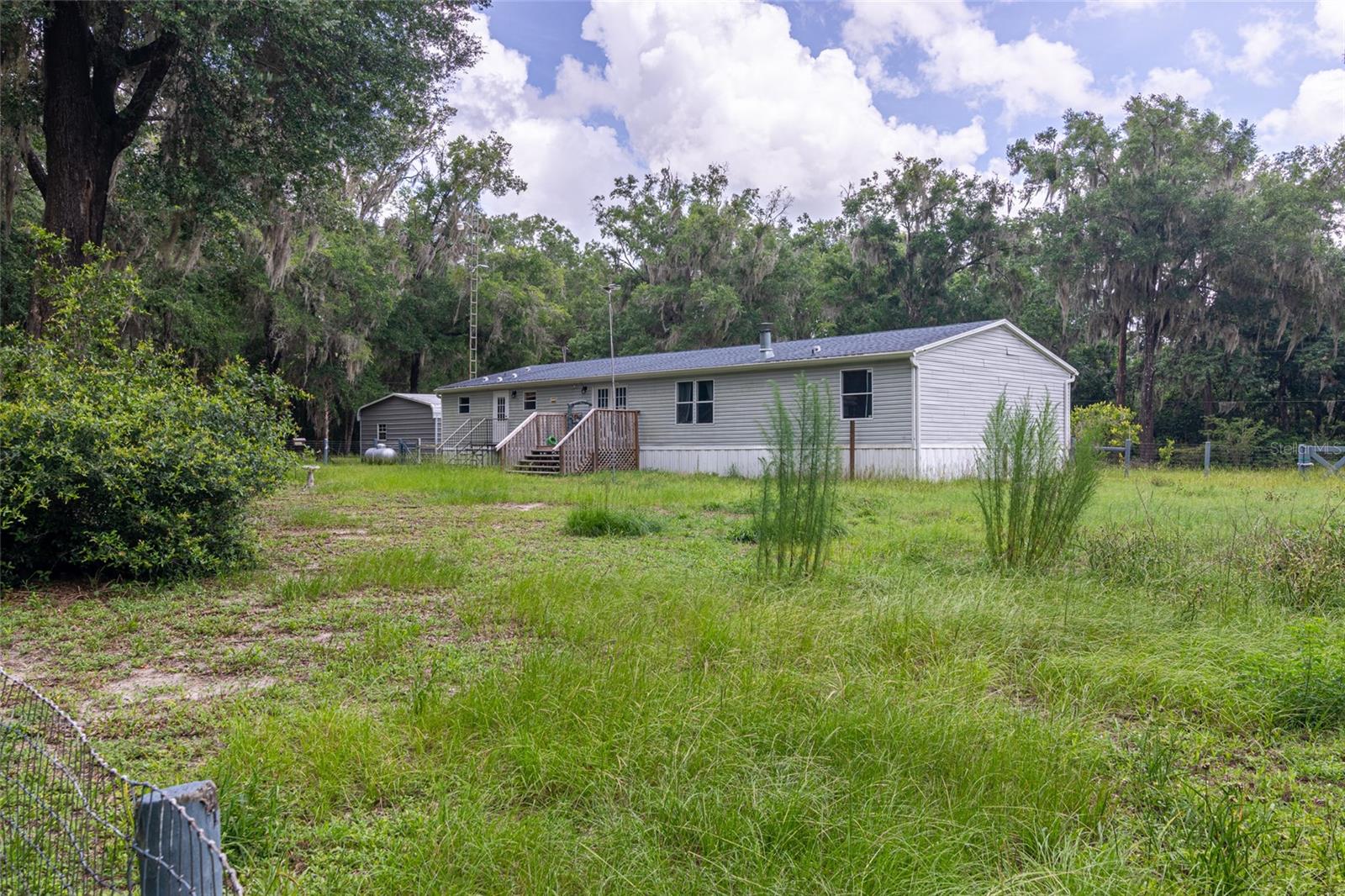 19050 Ne 3rd Ct Property Photo 5