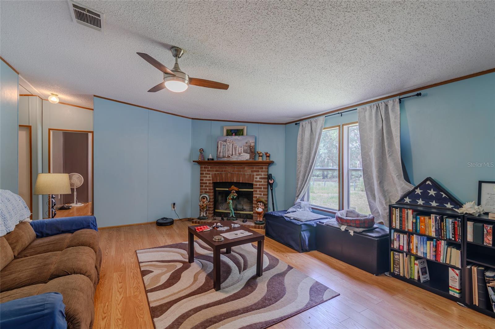 19050 Ne 3rd Ct Property Photo 15