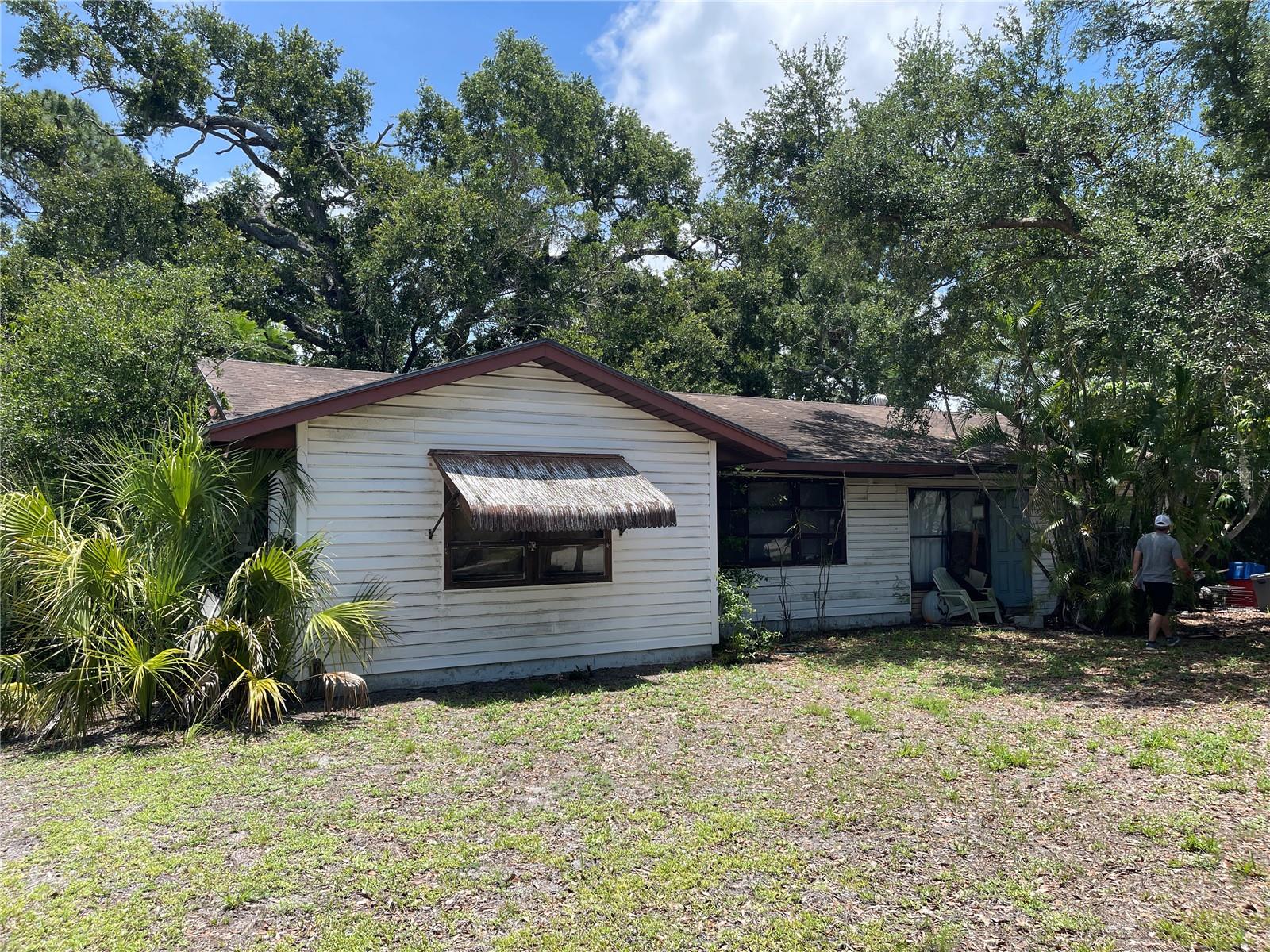 1311 S BRINK AVE Property Photo 1