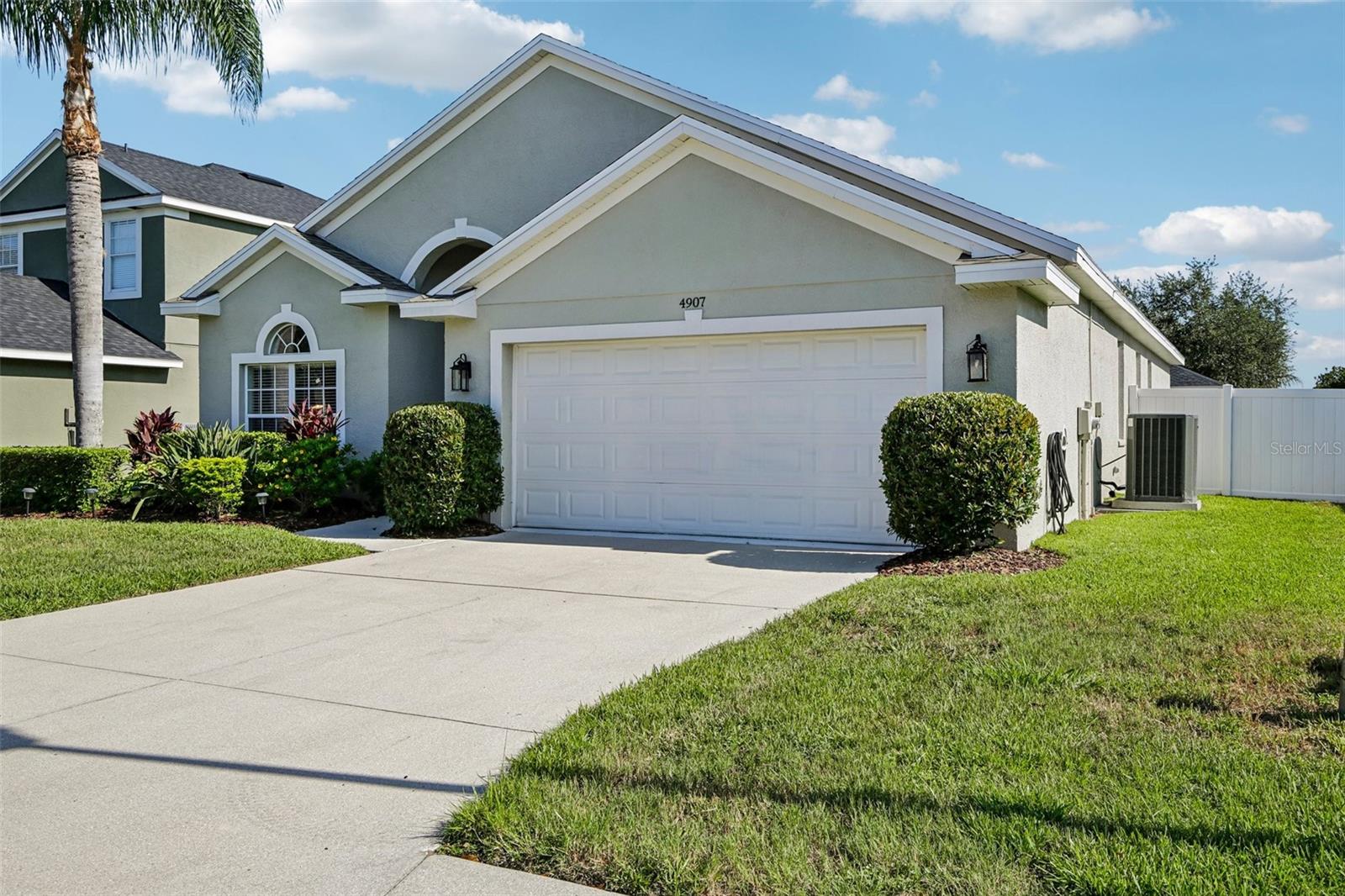 4907 58th Ter E Property Photo 1