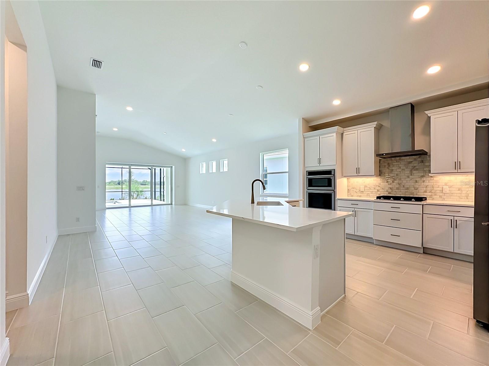255 Monet Trl Property Photo 6