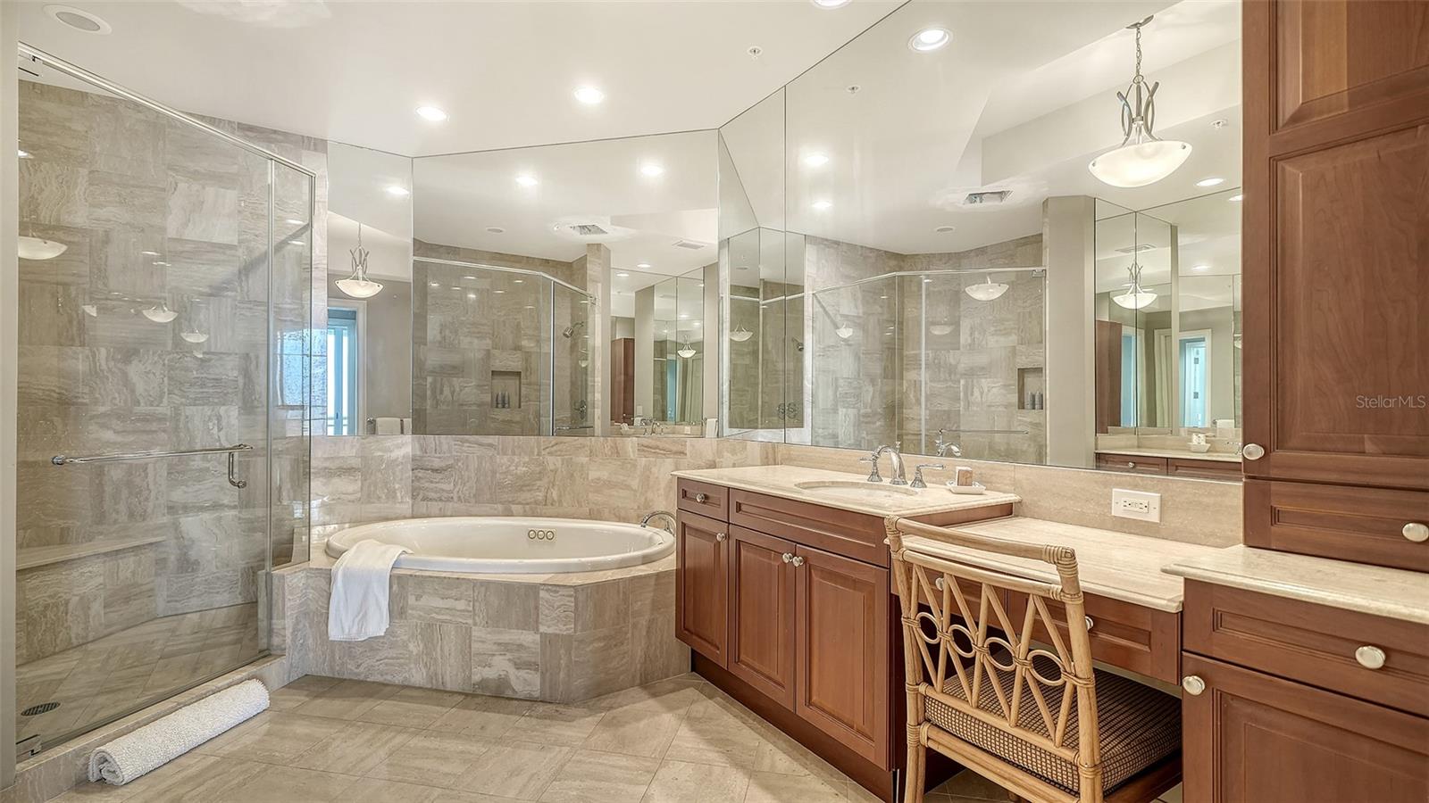 1300 Benjamin Franklin Dr #1205 & 1206 Property Photo 24