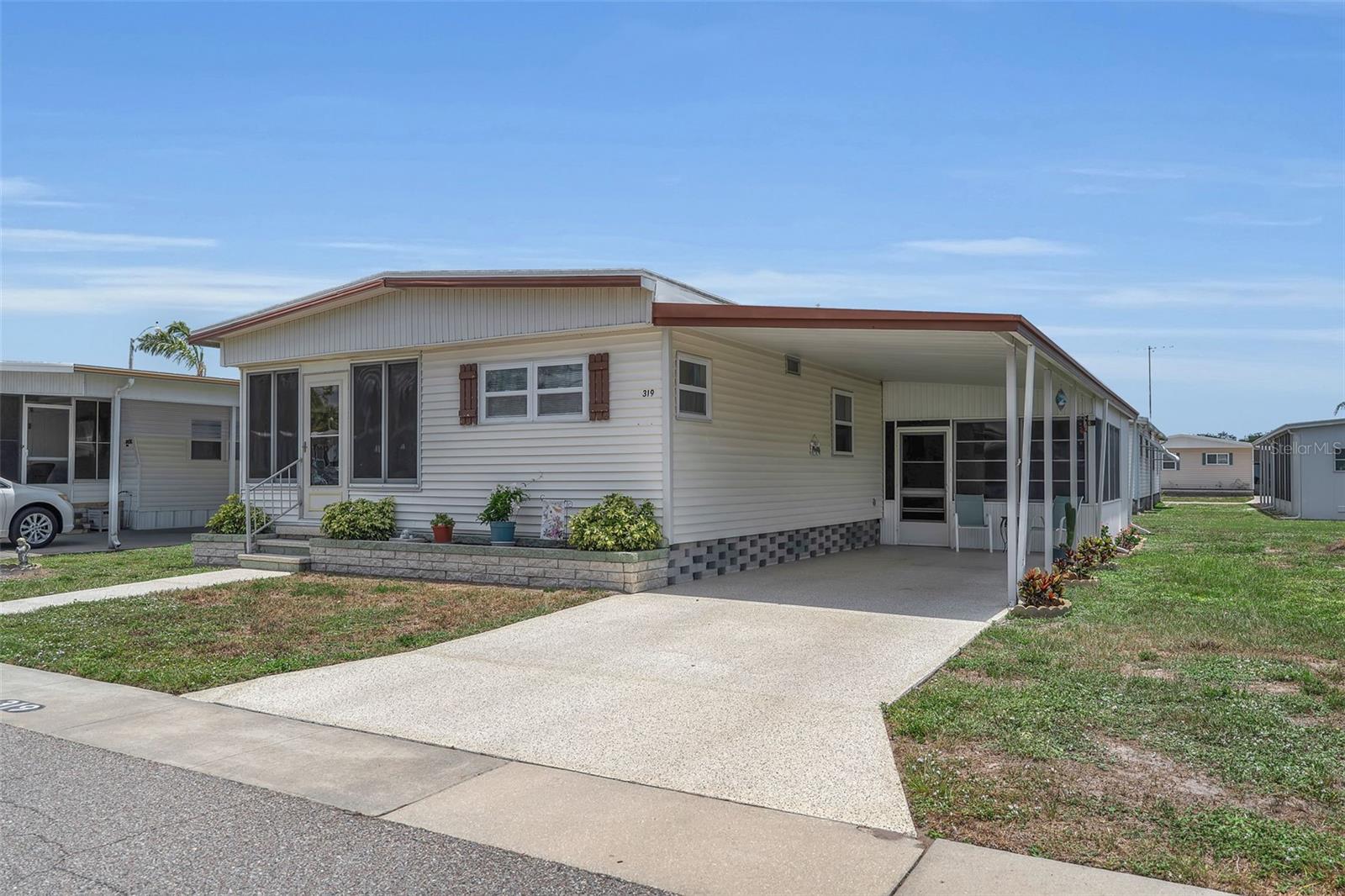 5619 Bayshore Rd #319 Property Photo
