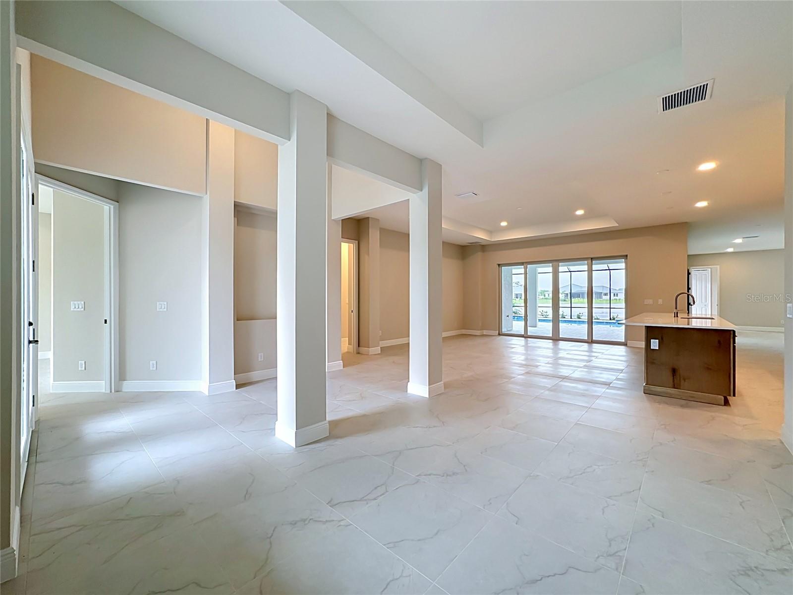 12418 Stonegate Trl Property Photo 3