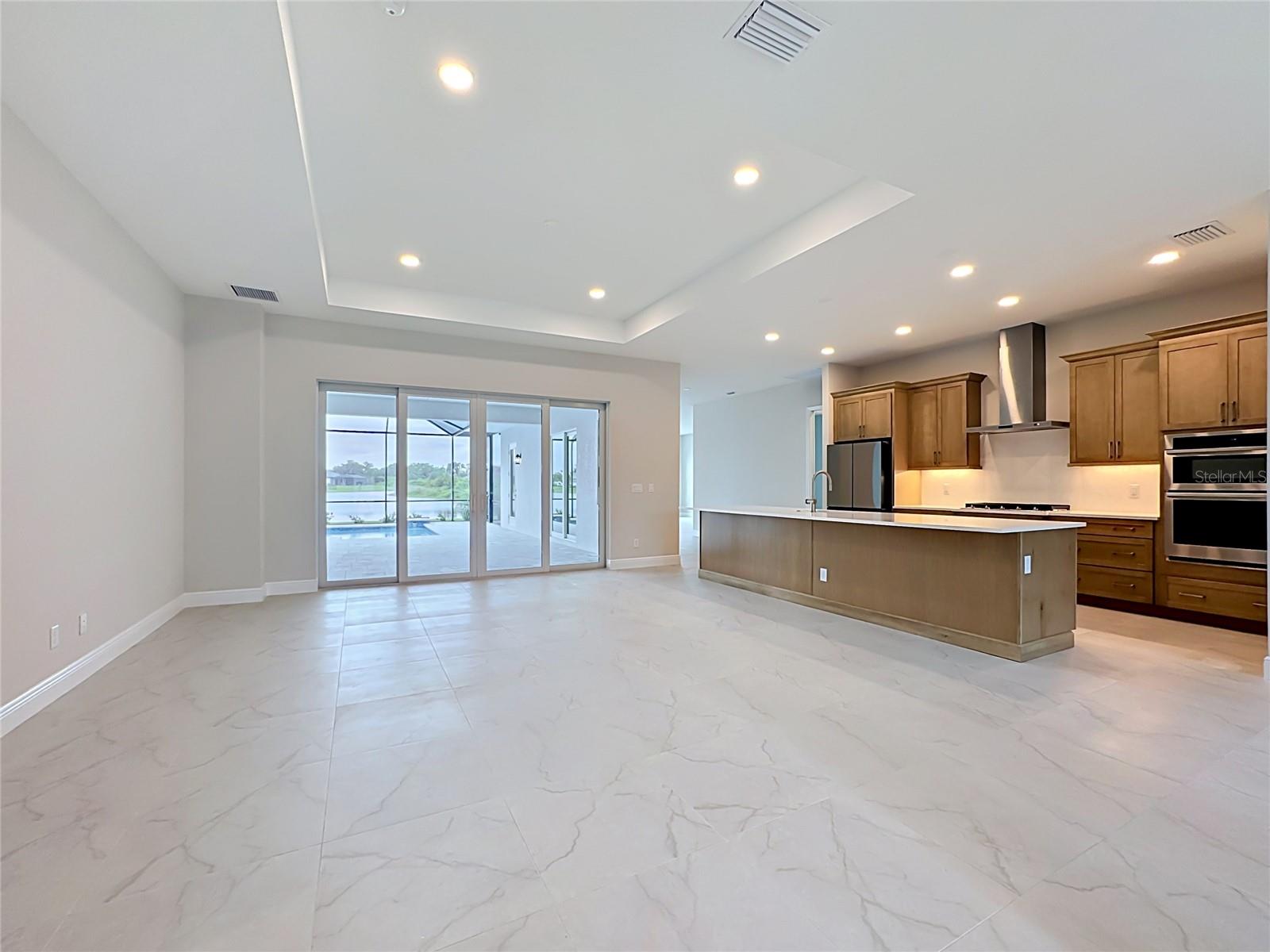 12418 Stonegate Trl Property Photo 7