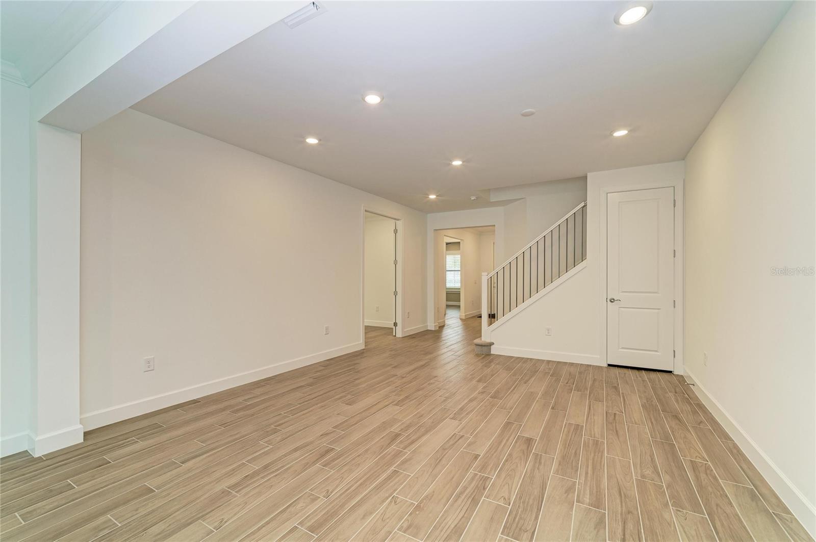 16341 Hidden Oak Loop Property Photo 8