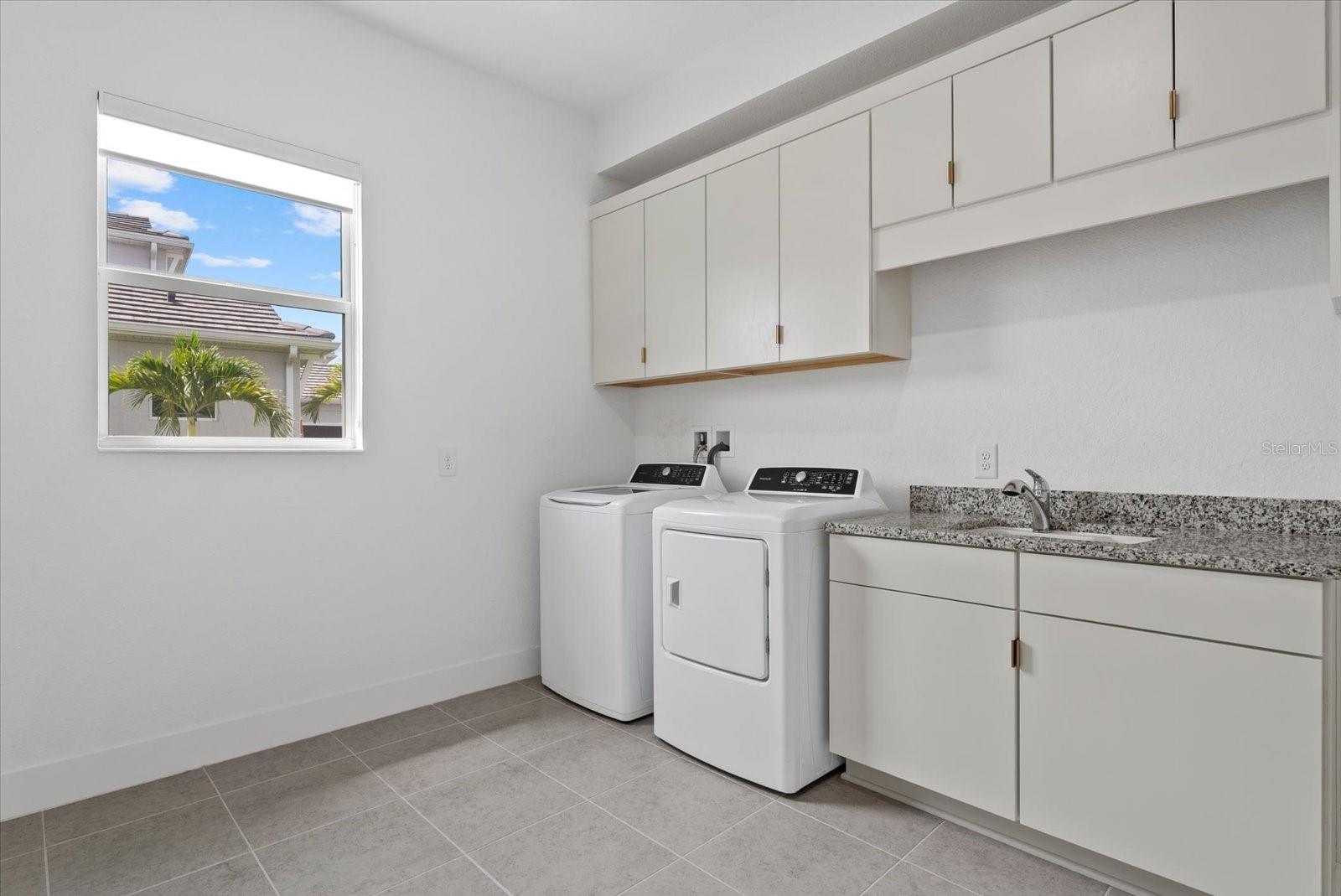 8133 Nevis Run Property Photo 34