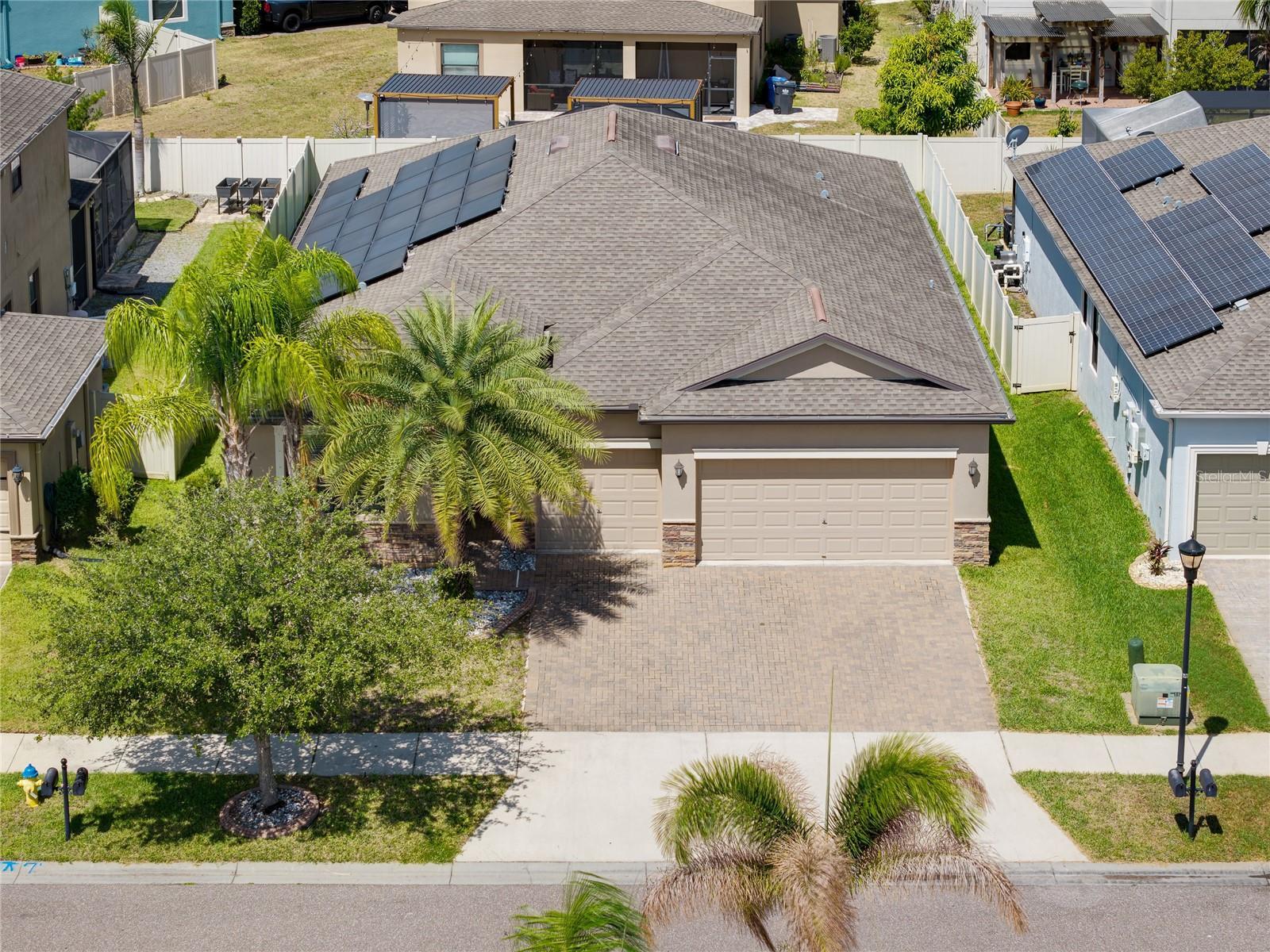 10009 Celtic Ash Dr Property Photo 3
