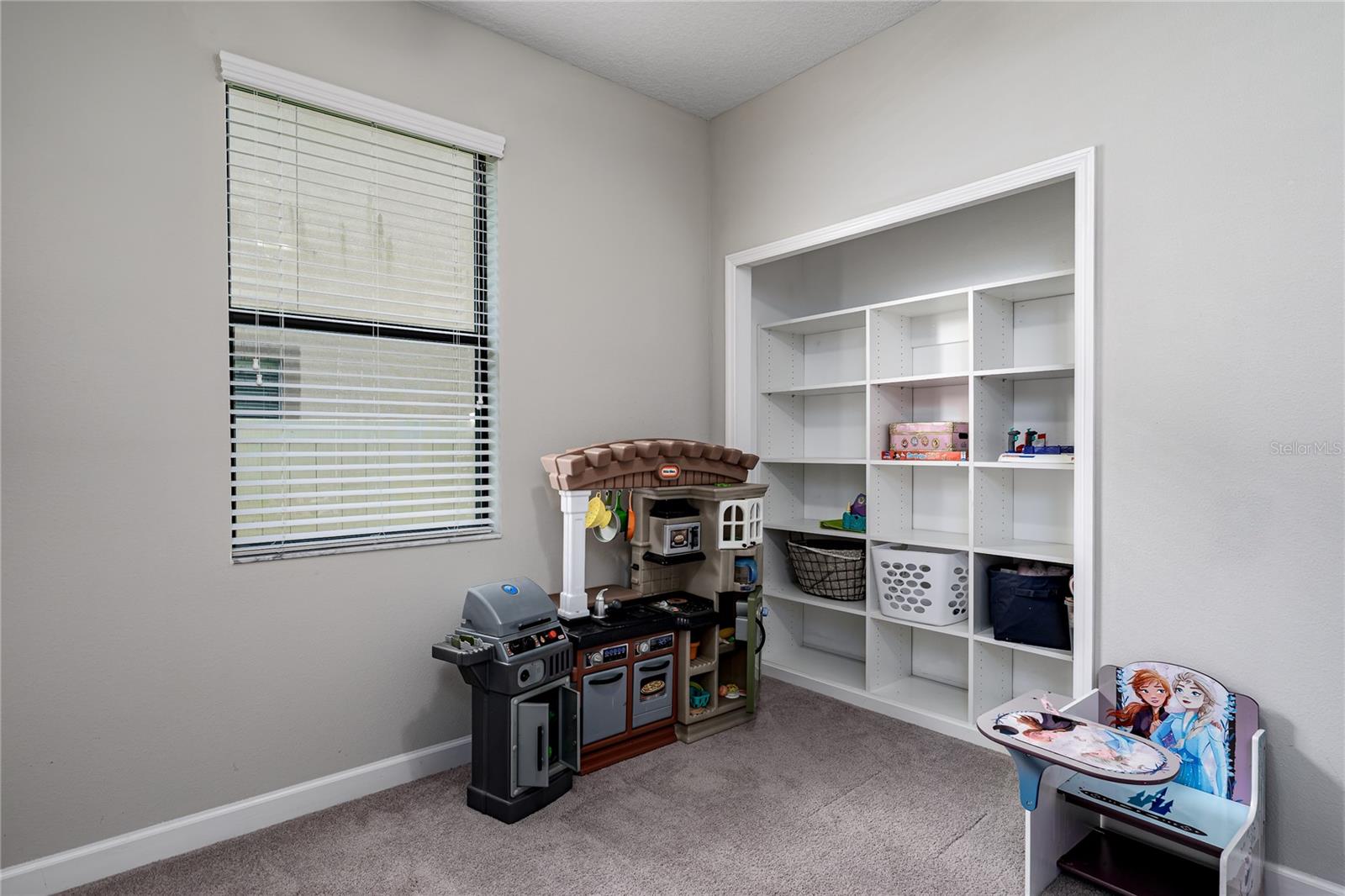 10009 Celtic Ash Dr Property Photo 26