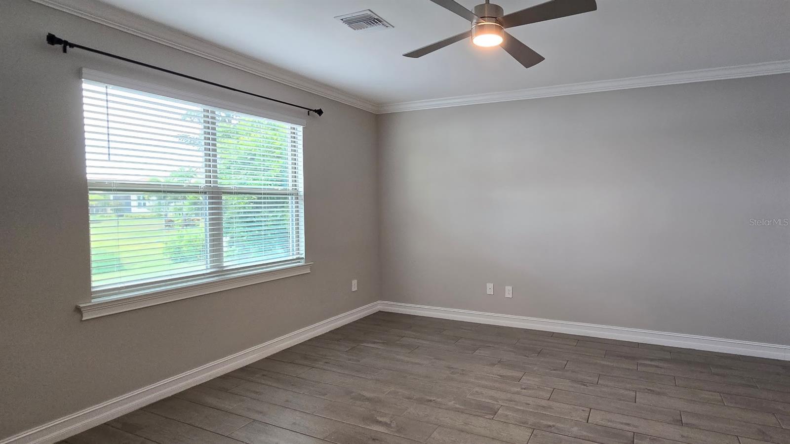 233 Vinadio Blvd Property Photo 27