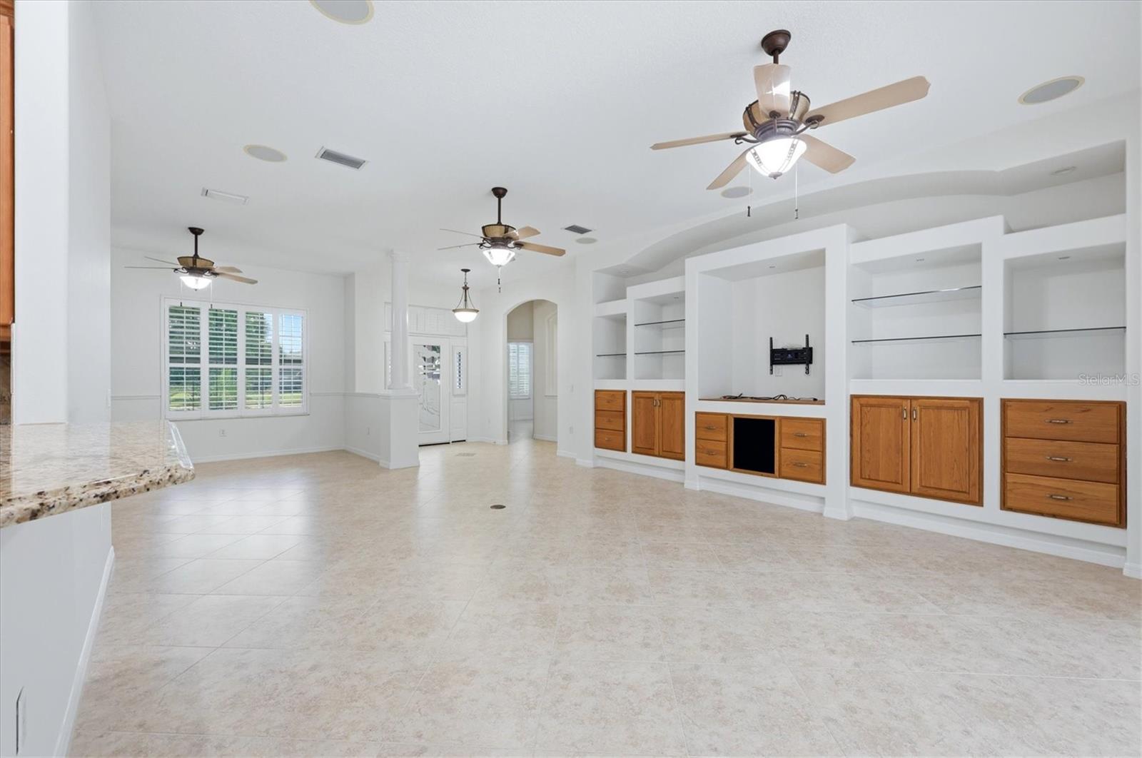 15409 29th Ln E Property Photo 9