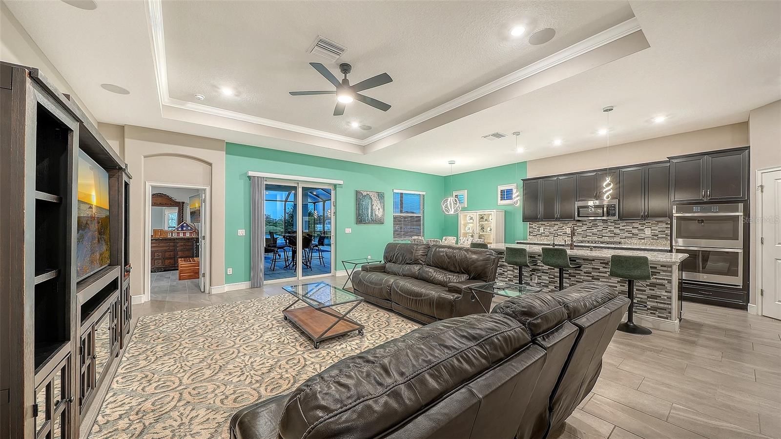 8234 Tea Olive Ter Property Photo 13