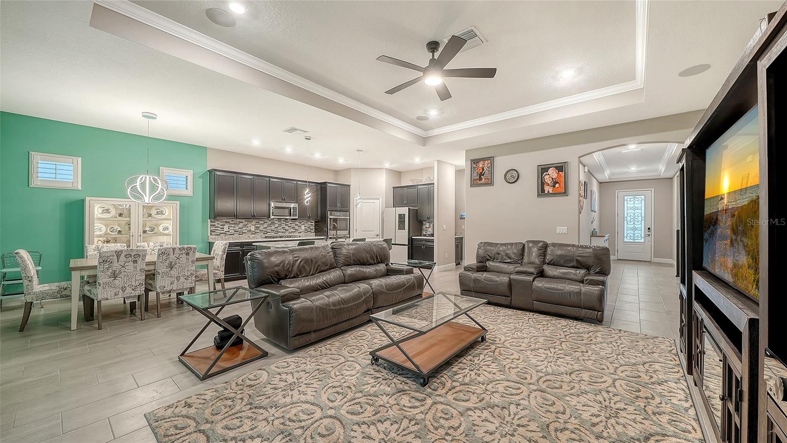 8234 Tea Olive Ter Property Photo 14