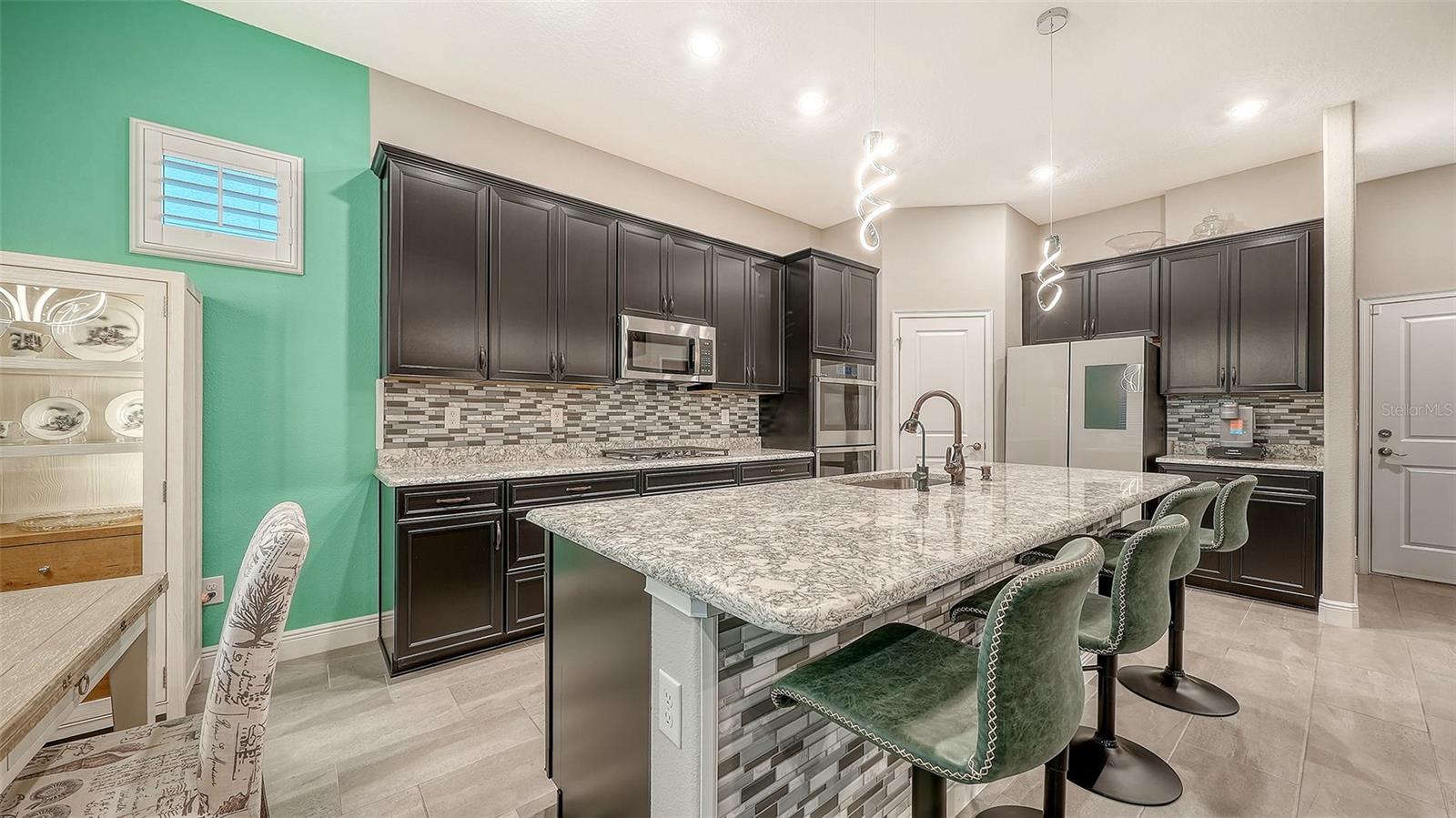 8234 Tea Olive Ter Property Photo 20