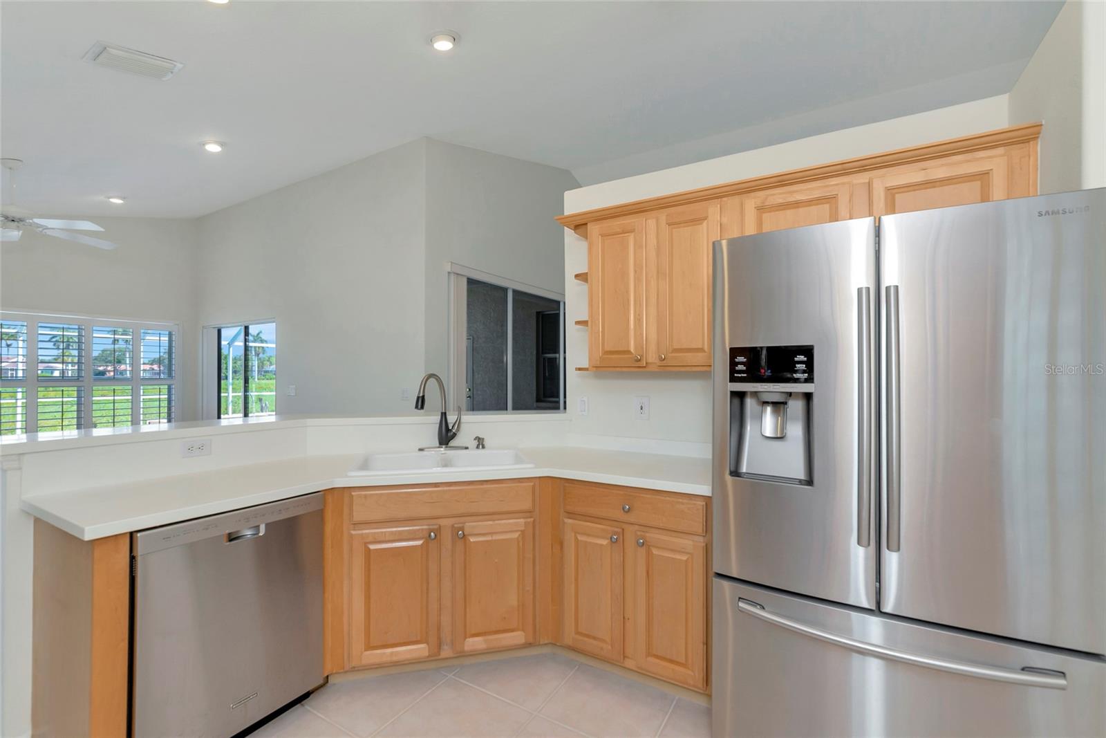 5133 Flagstone Dr Property Photo 8