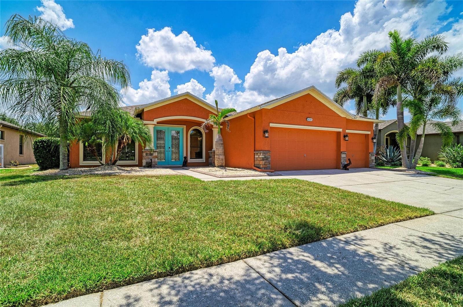 316 Star Shell Dr Property Photo 3