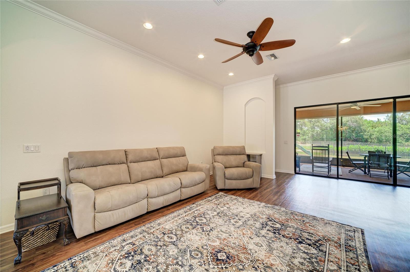 316 Star Shell Dr Property Photo 16