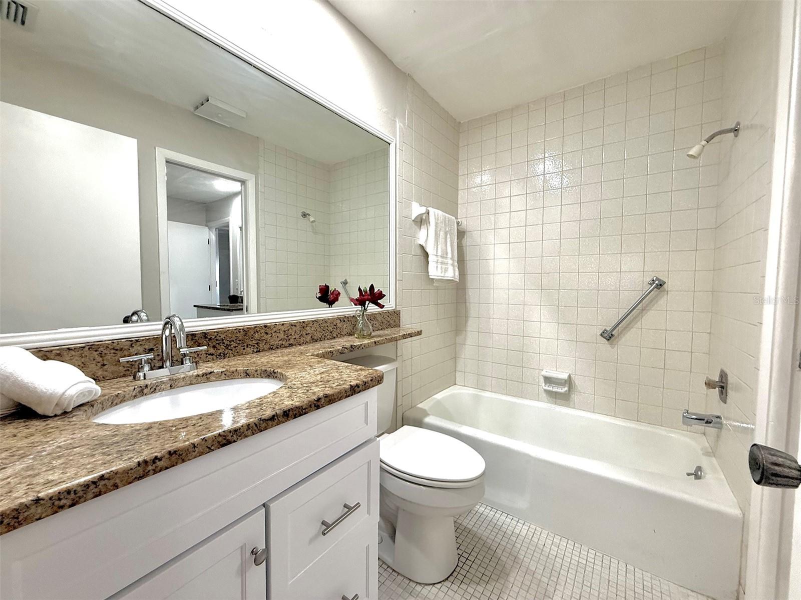 942 N Beneva Rd #v28 Property Photo 19