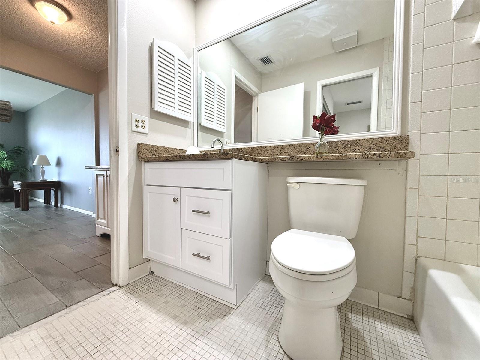 942 N Beneva Rd #v28 Property Photo 20