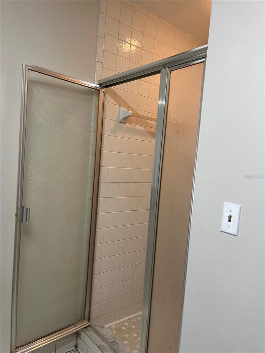 942 N Beneva Rd #v28 Property Photo 23