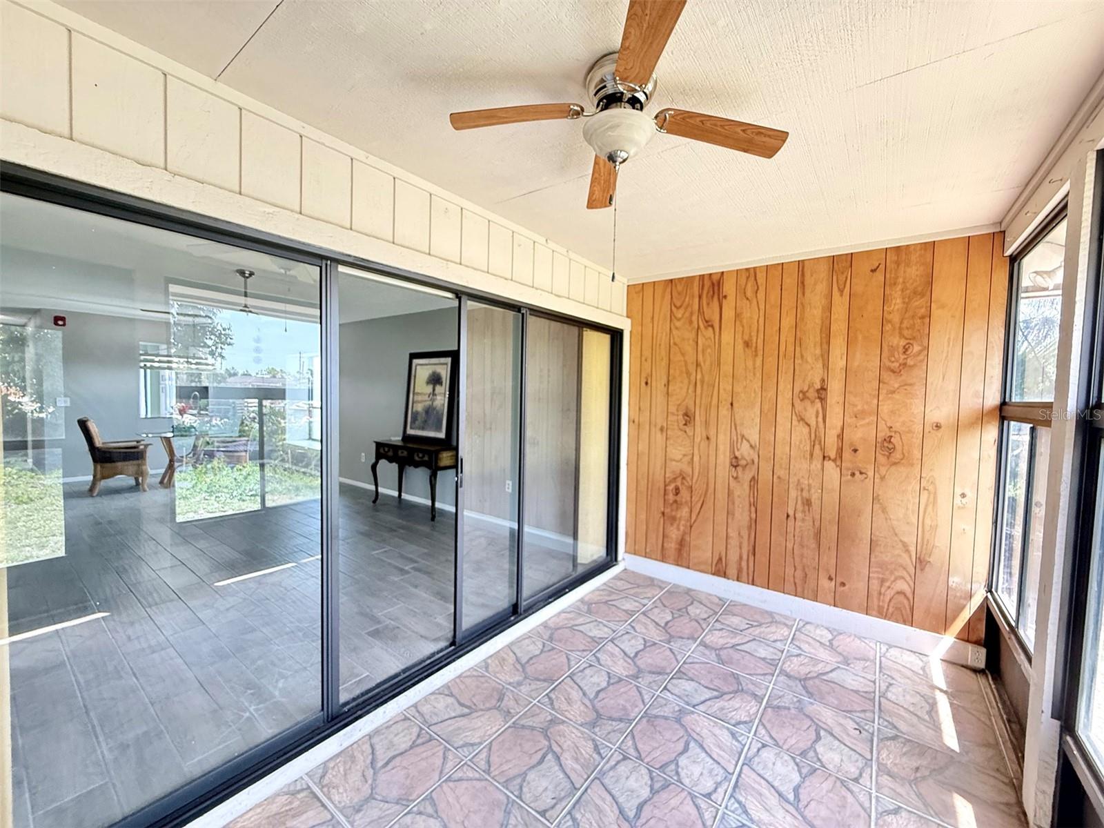 942 N Beneva Rd #v28 Property Photo 26