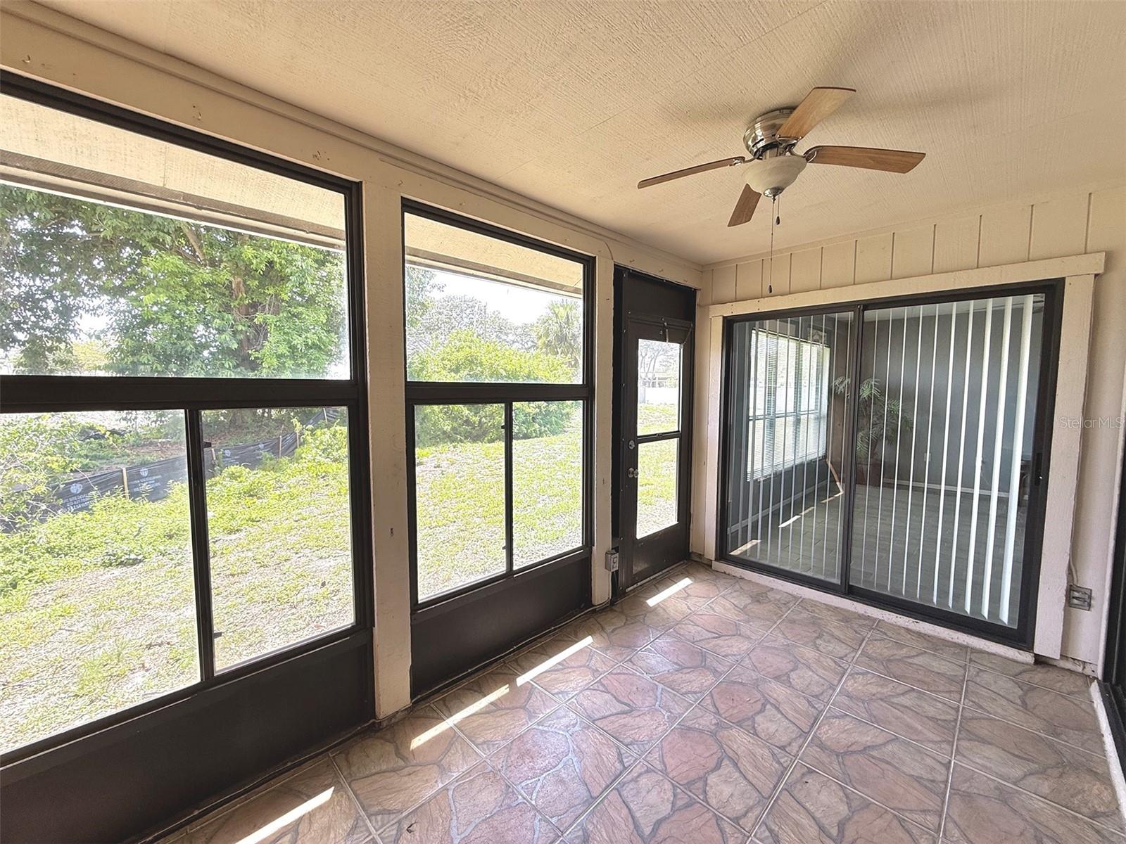 942 N Beneva Rd #v28 Property Photo 27