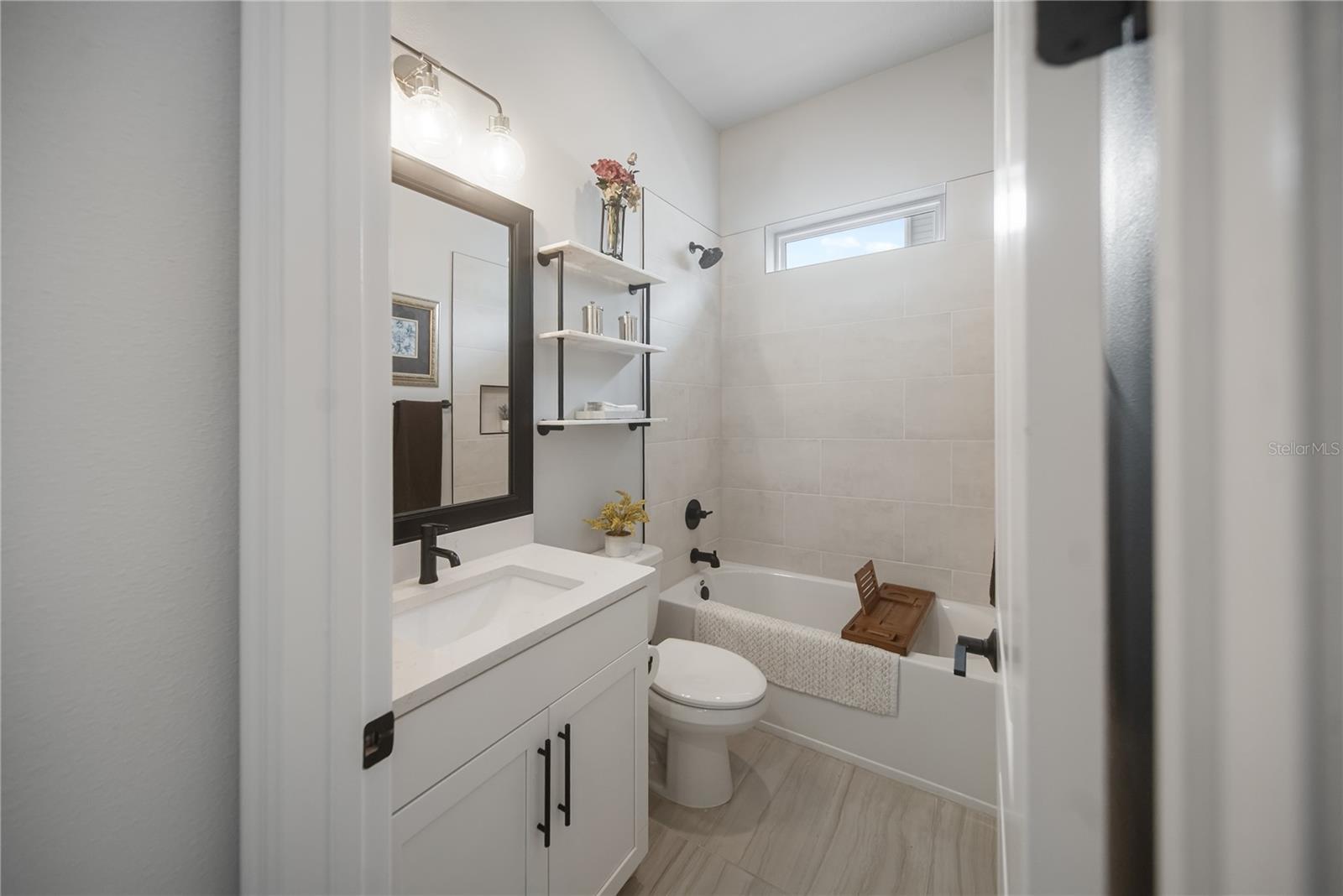 2501 Boone Ct Property Photo 5