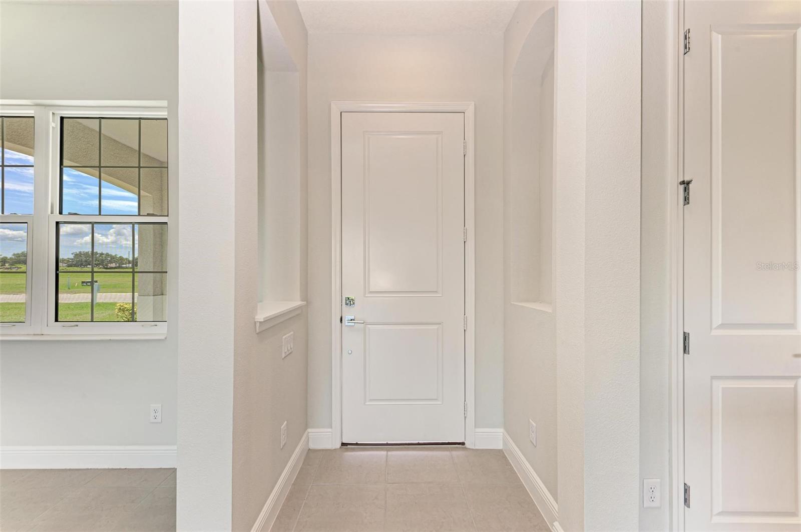 4324 Sea Marsh Pl Property Photo 5