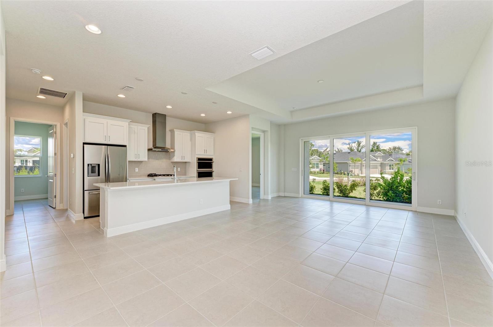 4324 Sea Marsh Pl Property Photo 6
