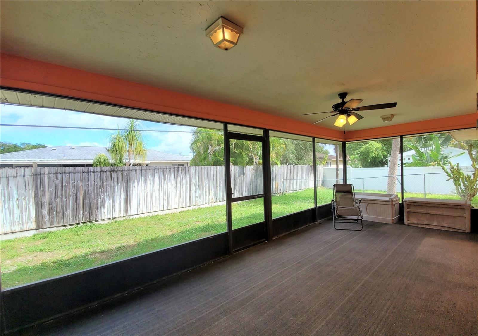 88 Temple Rd Property Photo 30