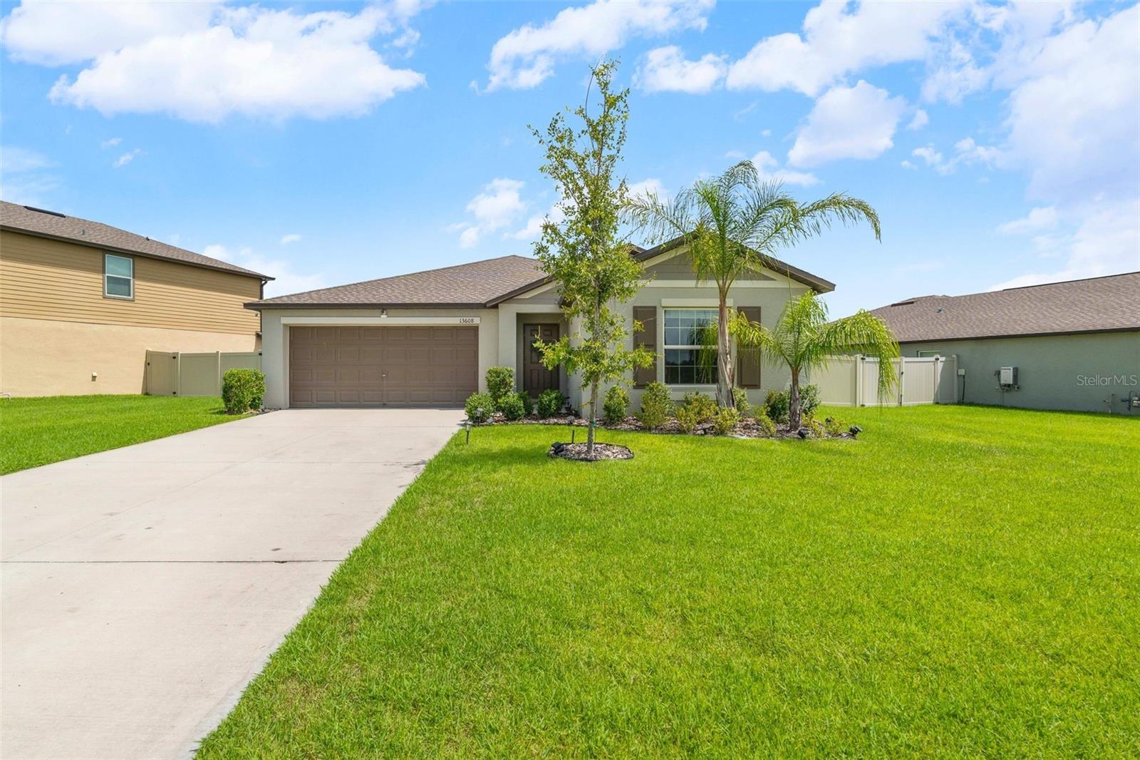 13608 SUNSET SAPPHIRE CT Property Photo 1