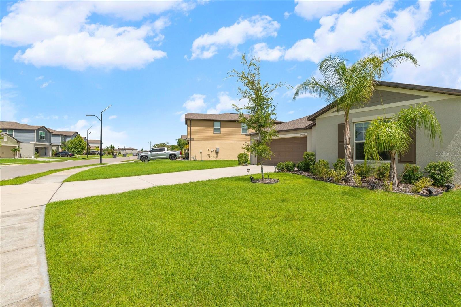 13608 Sunset Sapphire Ct Property Photo 36