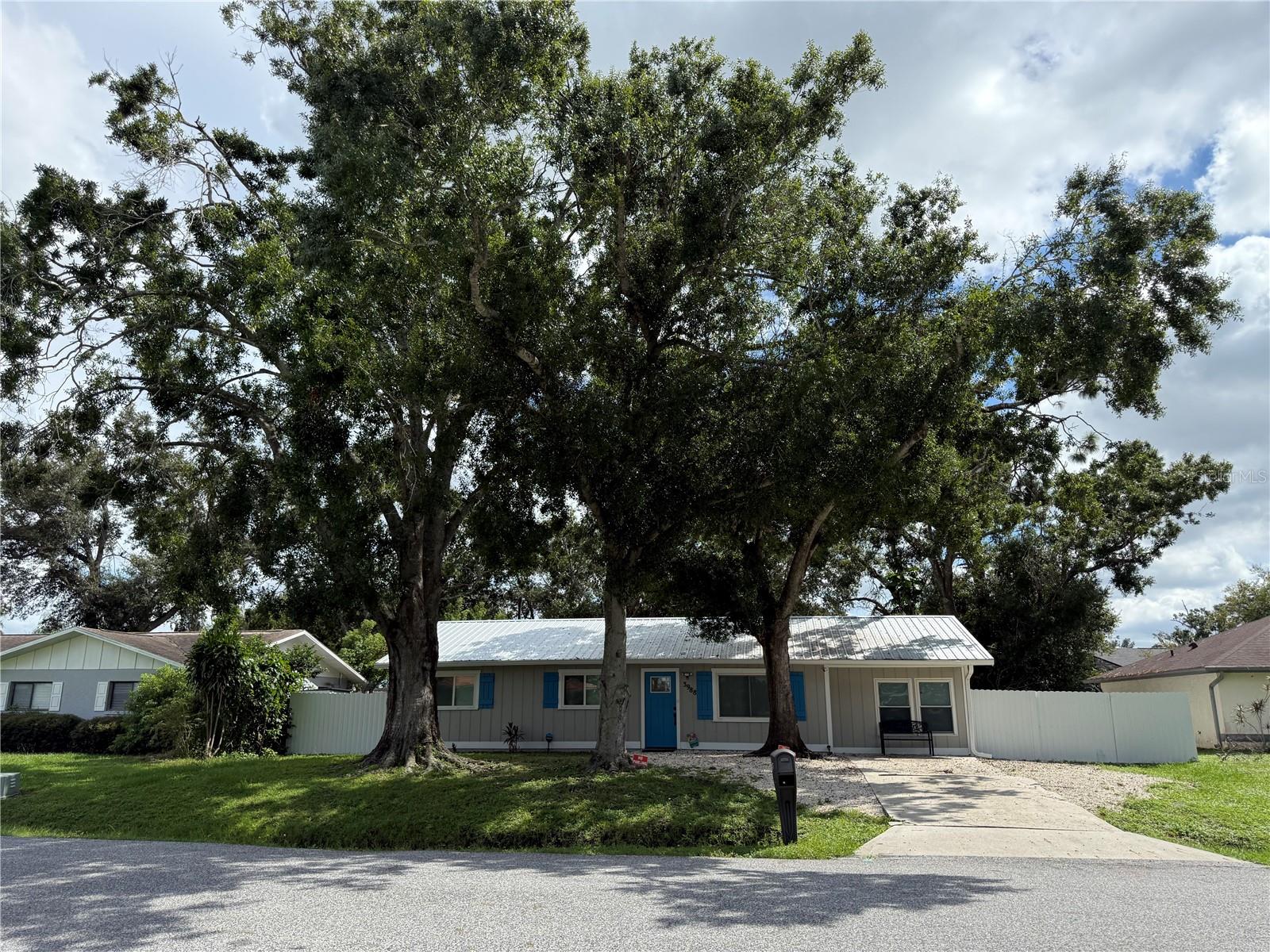 3988 San Luis Dr Property Photo 1